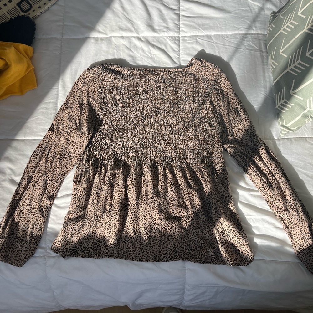 Urban Romantics Cheetah Long Sleeve Top - Picture 4 of 5